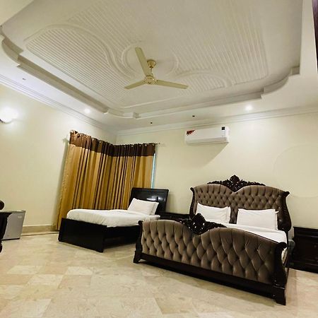Executive Galaxy Guest House İslamabad Dış mekan fotoğraf