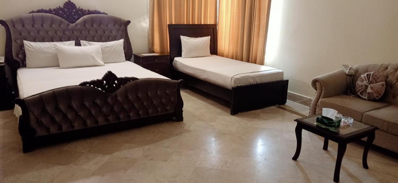 Executive Galaxy Guest House İslamabad Dış mekan fotoğraf