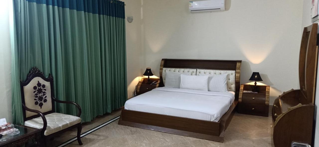 Executive Galaxy Guest House İslamabad Dış mekan fotoğraf